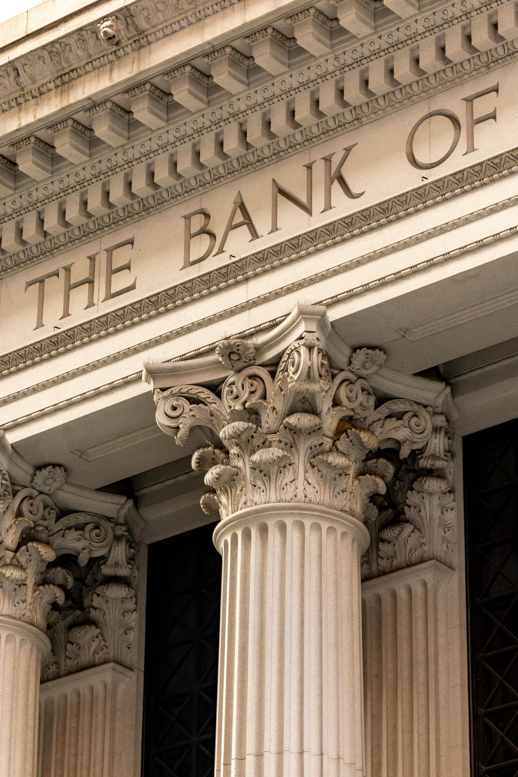 BANQUE – UNE DISPOSITION CONTENUE DANS DES CONDITIONS GENERALES BANCAIRES QUI MANQUE DE TRANSPARENCE, N’EST PAS NECESSAIREMENT UNE CLAUSE ABUSIVE (CASSATION 29 JANVIER 2026)